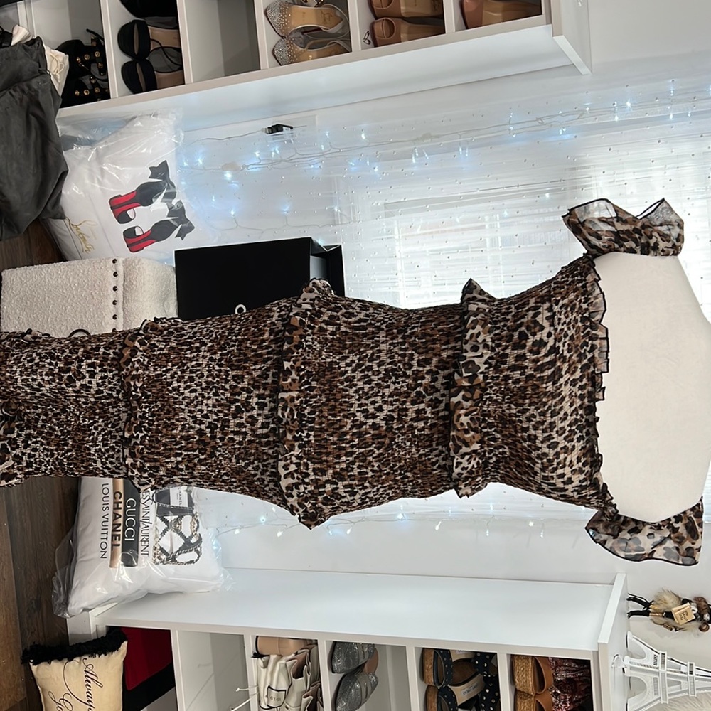 Leopard print rubbed midi dress size M